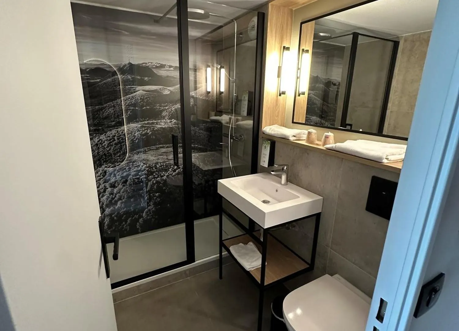 Campanile Clermont-Ferrand ~ Riom Hotel